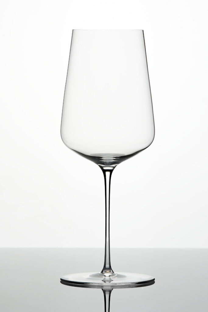 White wine glass, Red wine glass, Glasses