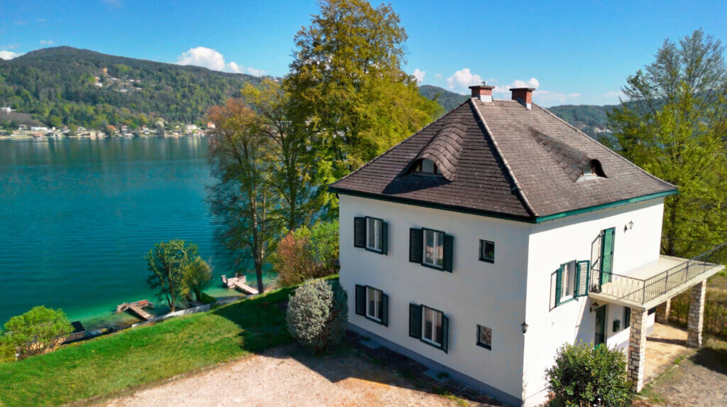 Charming Villa on Lake Wörthersee