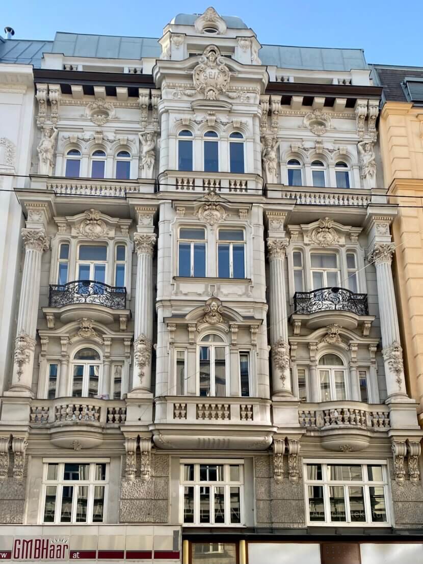 What is the Building Log? Featured Image_pexels-iris-36562376